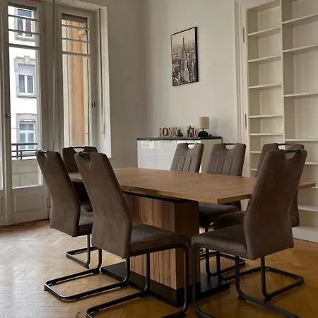 Le Conviviale - Centre Estrasburgo